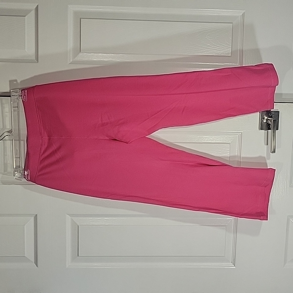 Nana pink, 3/4 Jogger Pants - Picture 5 of 5